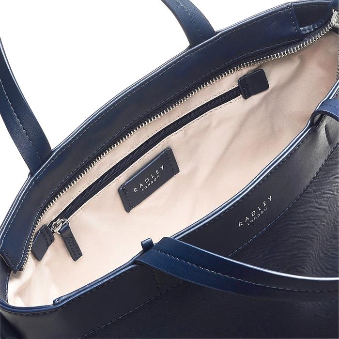  London Essex Road, Medium Cross Body Zip-Top Bag