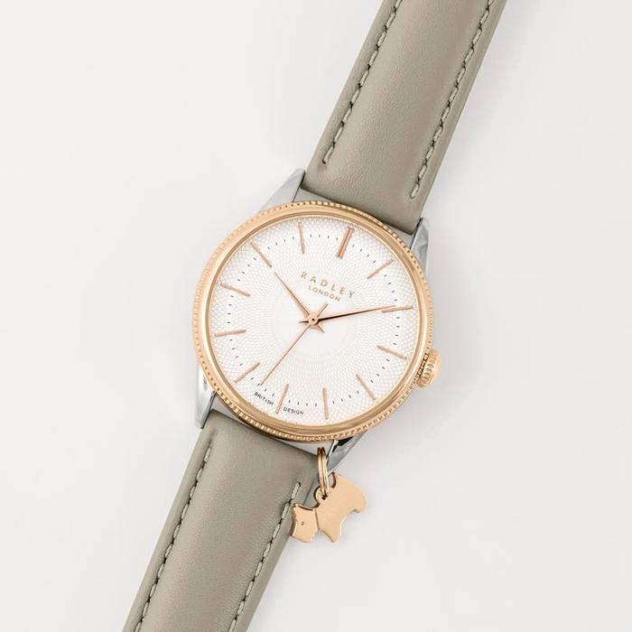  London Lewis Lane, Leather Strap Watch