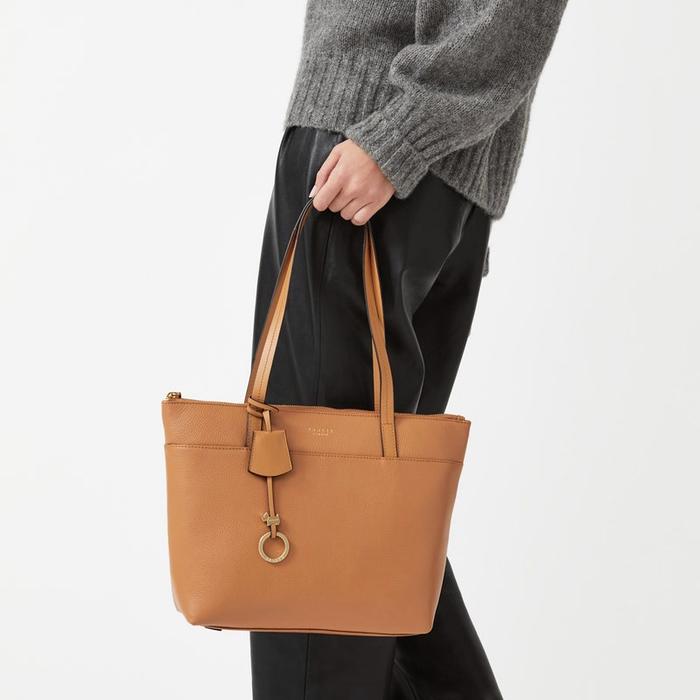  London Shepherdess Walk, Medium Zip-Top Tote Bag