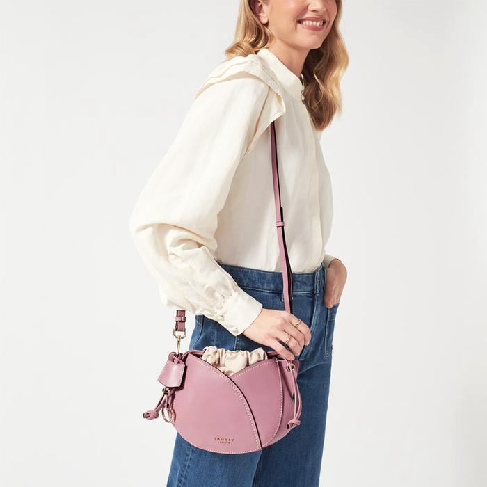  London Tulip Street, Small Drawstring Cross Body